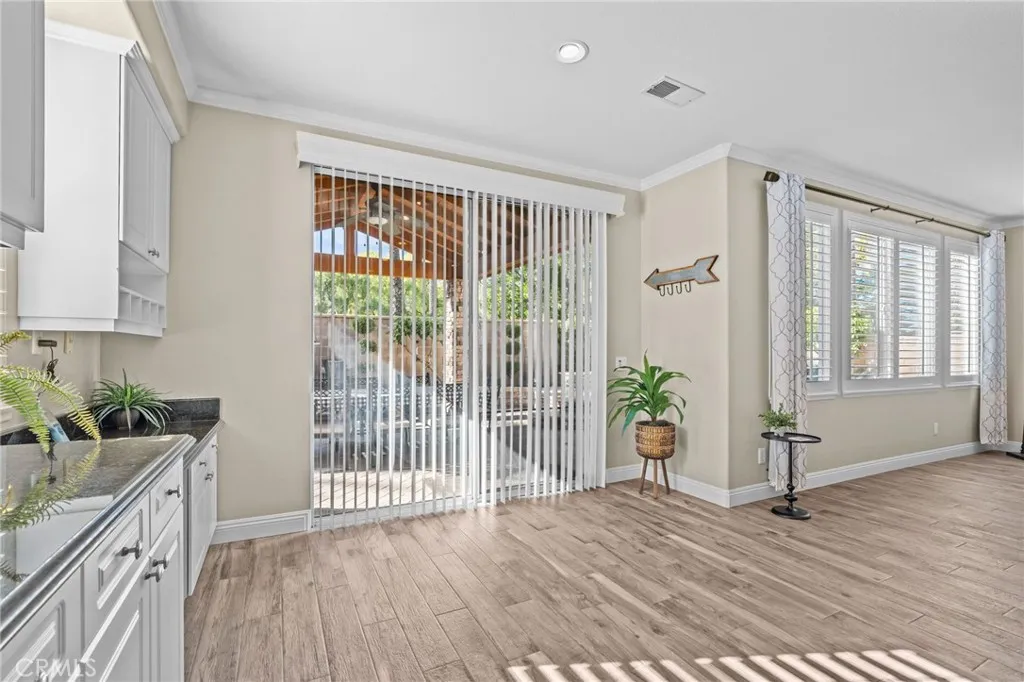 4530 Garden City Lane, Corona, California 92883 home-pic-24